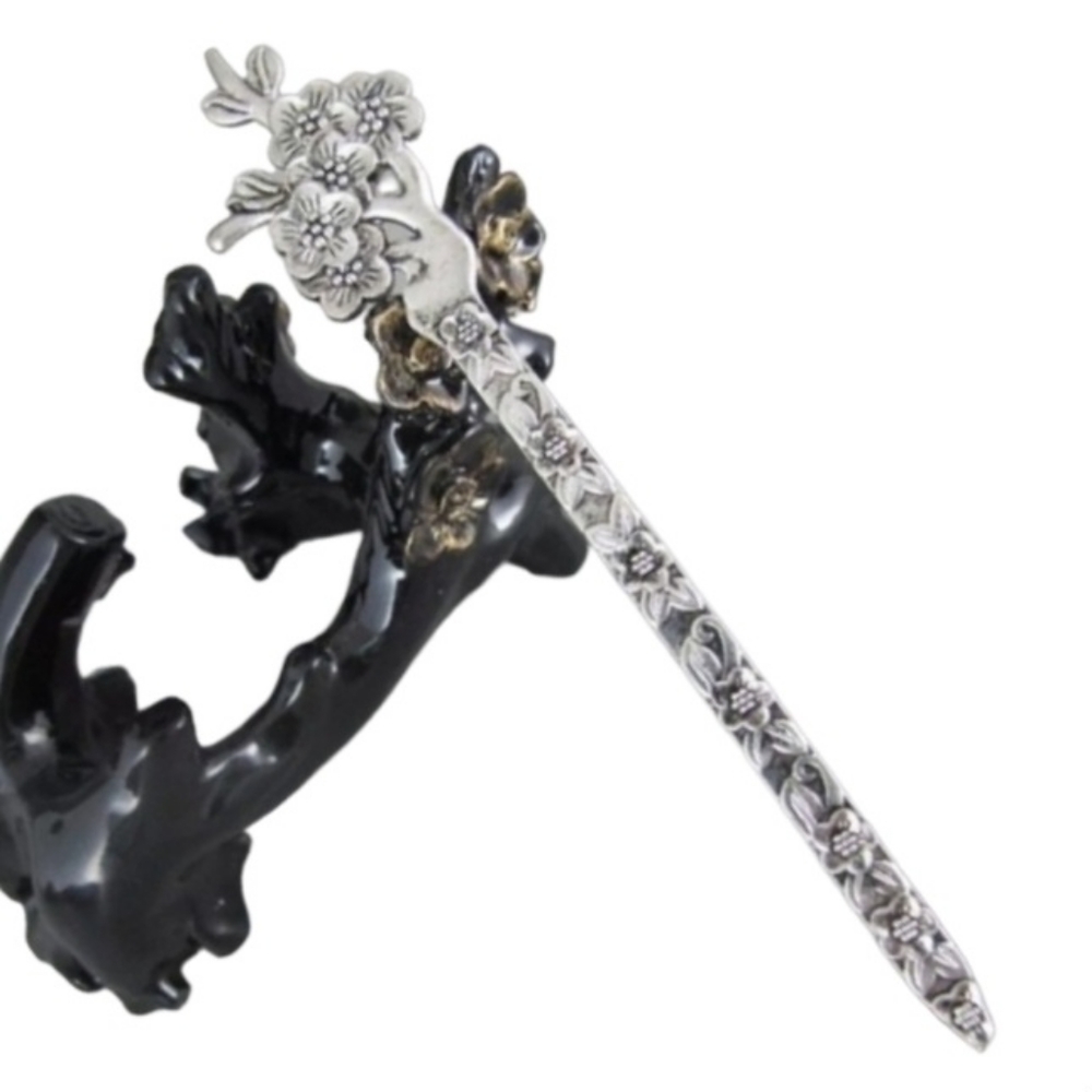 Silver Cherry Blossom Floral Hair Stick Accessory Bodkin Kanzashi Binyeo - Picture 6 of 13